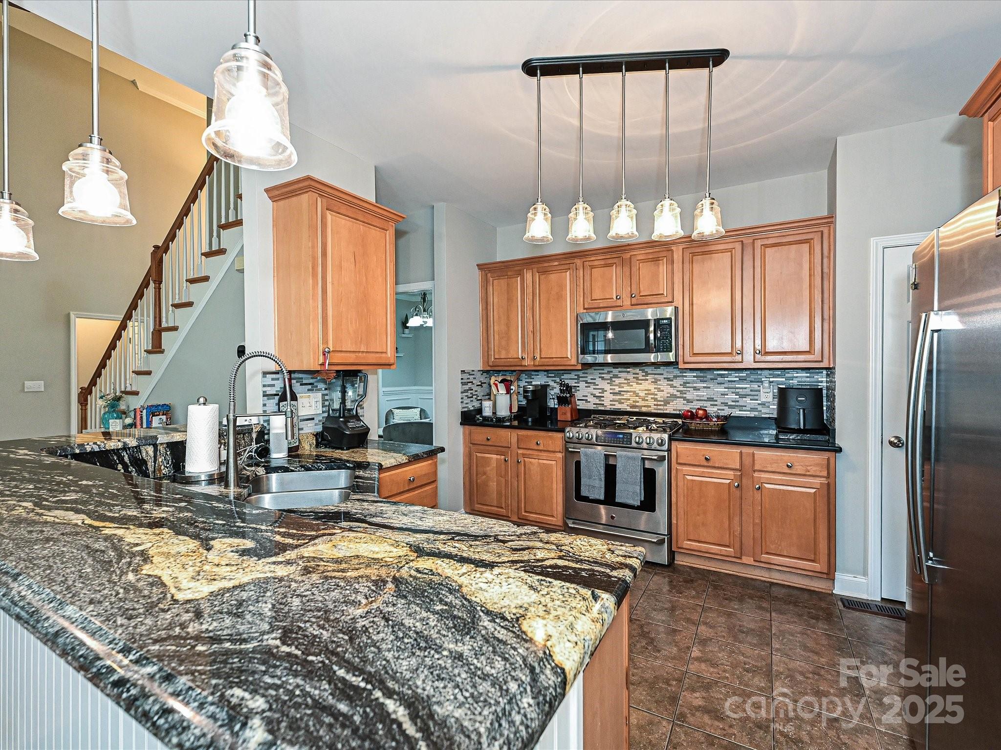 Savannah Way - Residential