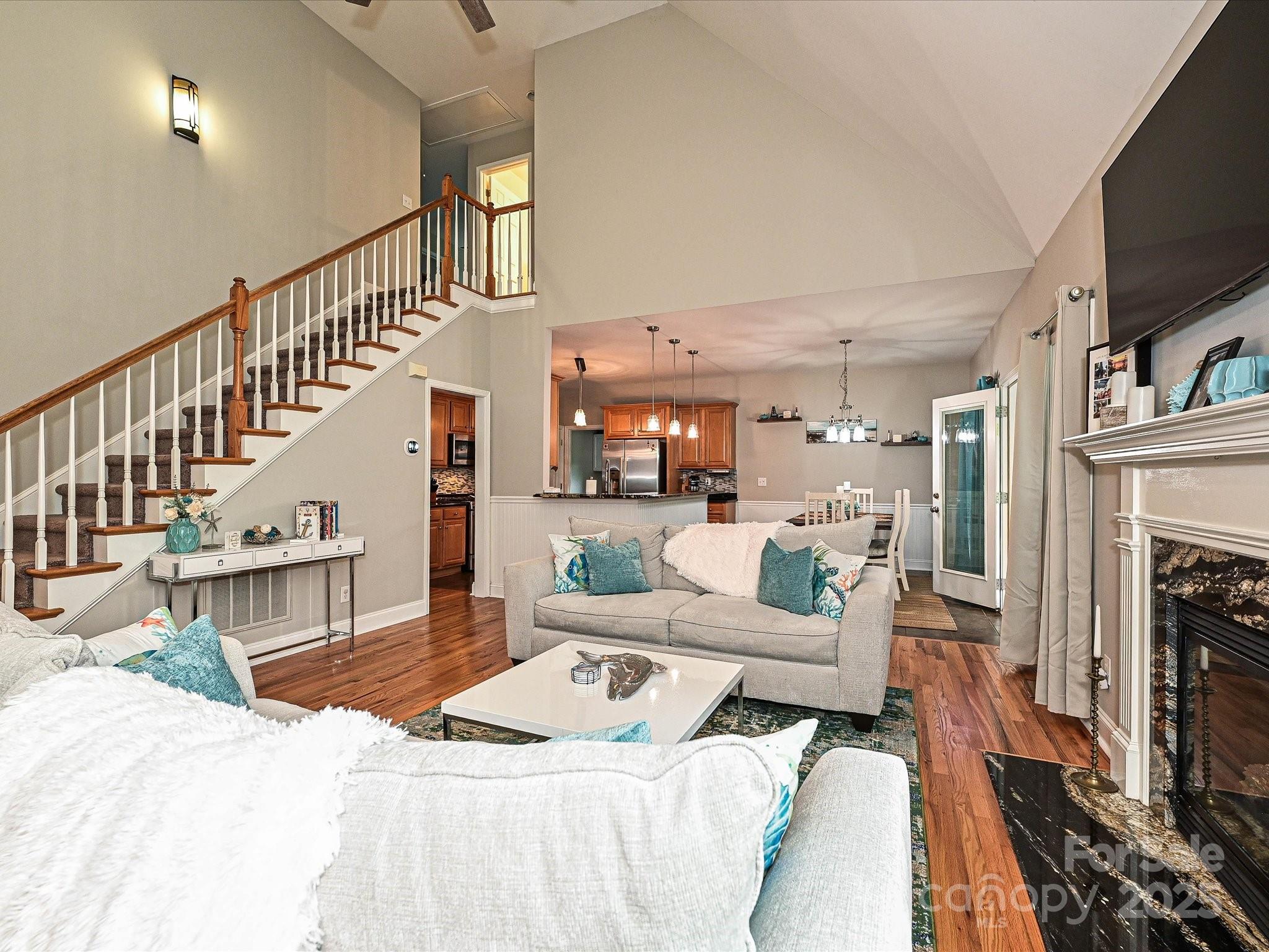 Savannah Way - Residential