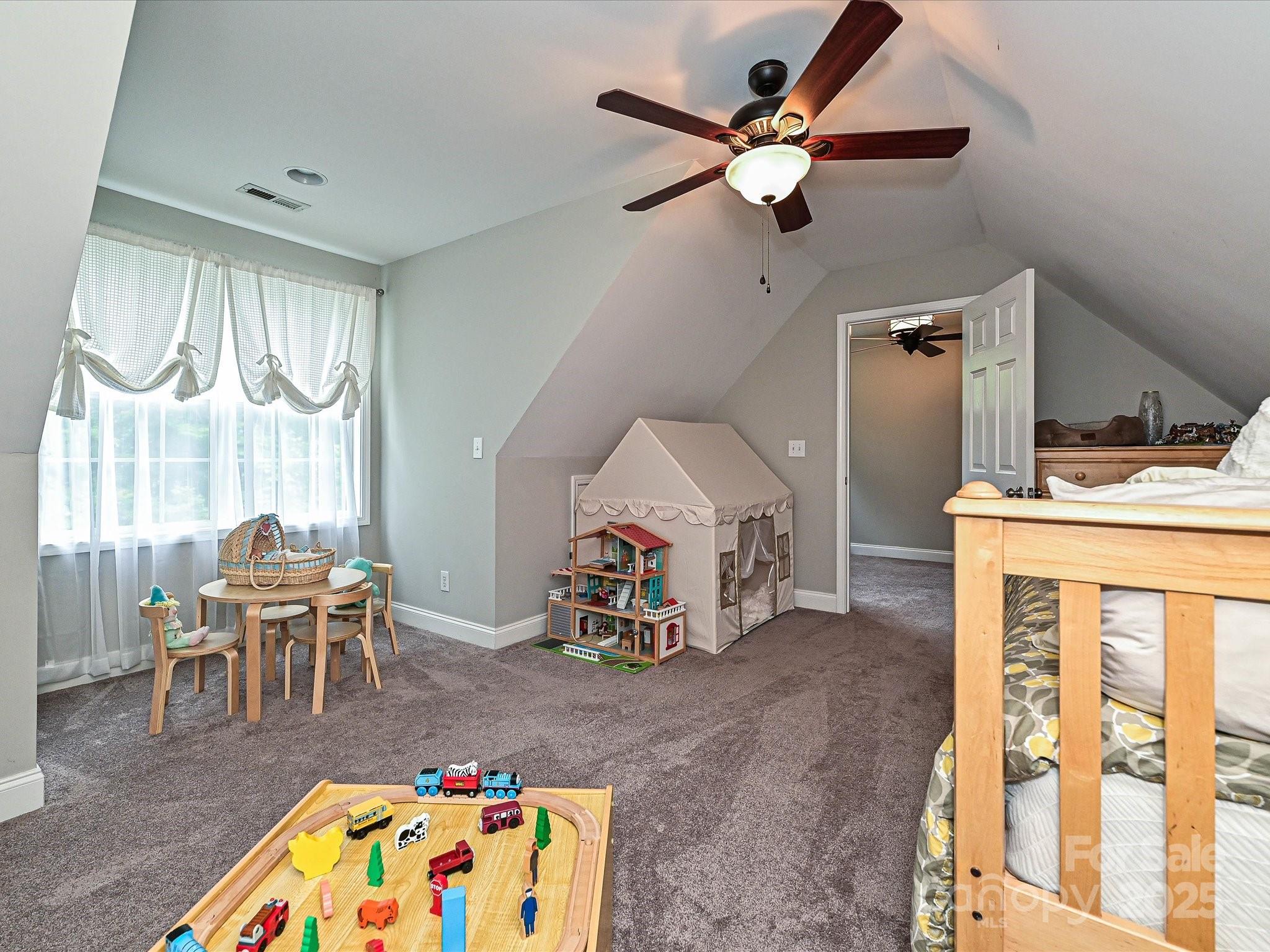 Savannah Way - Residential