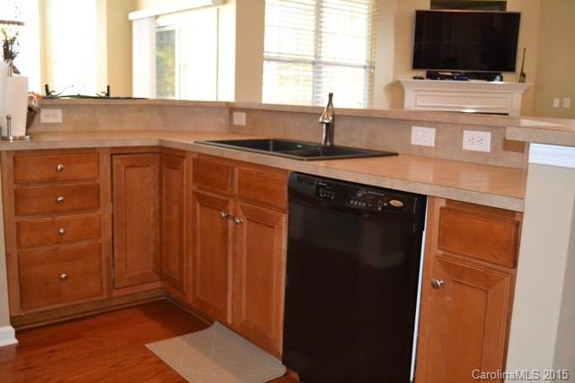 Ridge Pointe - Residential