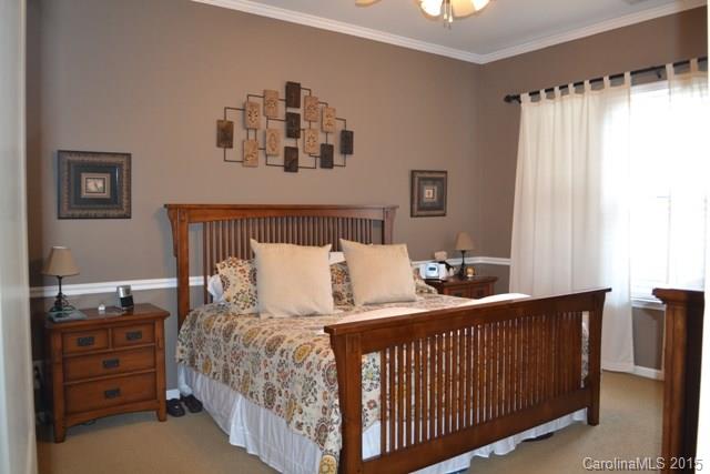 Ridge Pointe - Residential