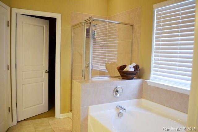 Ridge Pointe - Residential