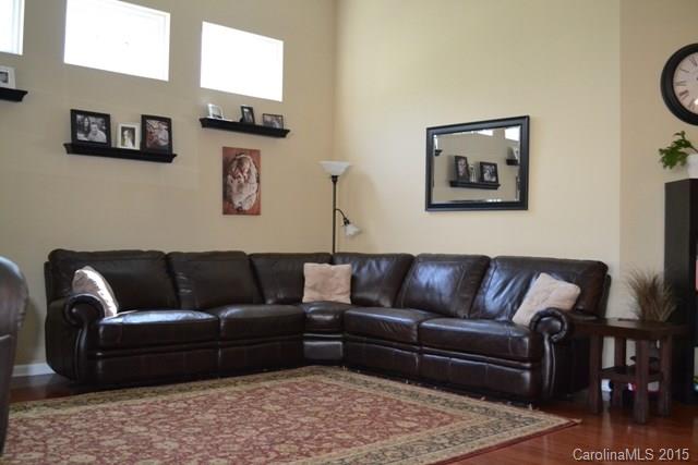 Ridge Pointe - Residential