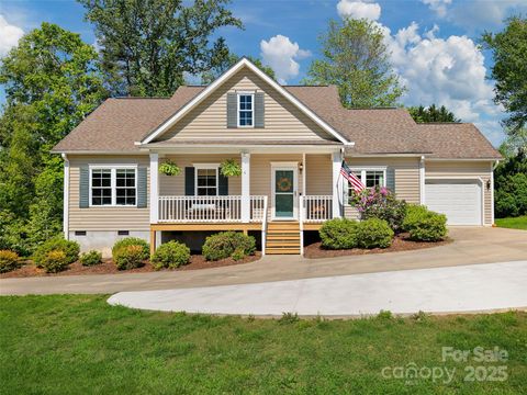 4 Greene Lane Fletcher NC 28732