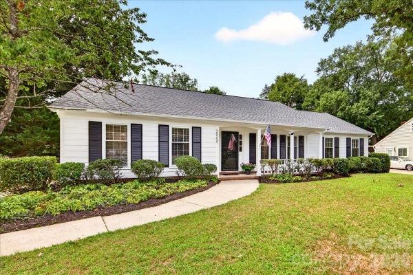 2000 LAWTON BLUFF RD, CHARLOTTE, NC 28226 - Image d852620bf7a5fb54ff33ce3ab020879a/872586862
