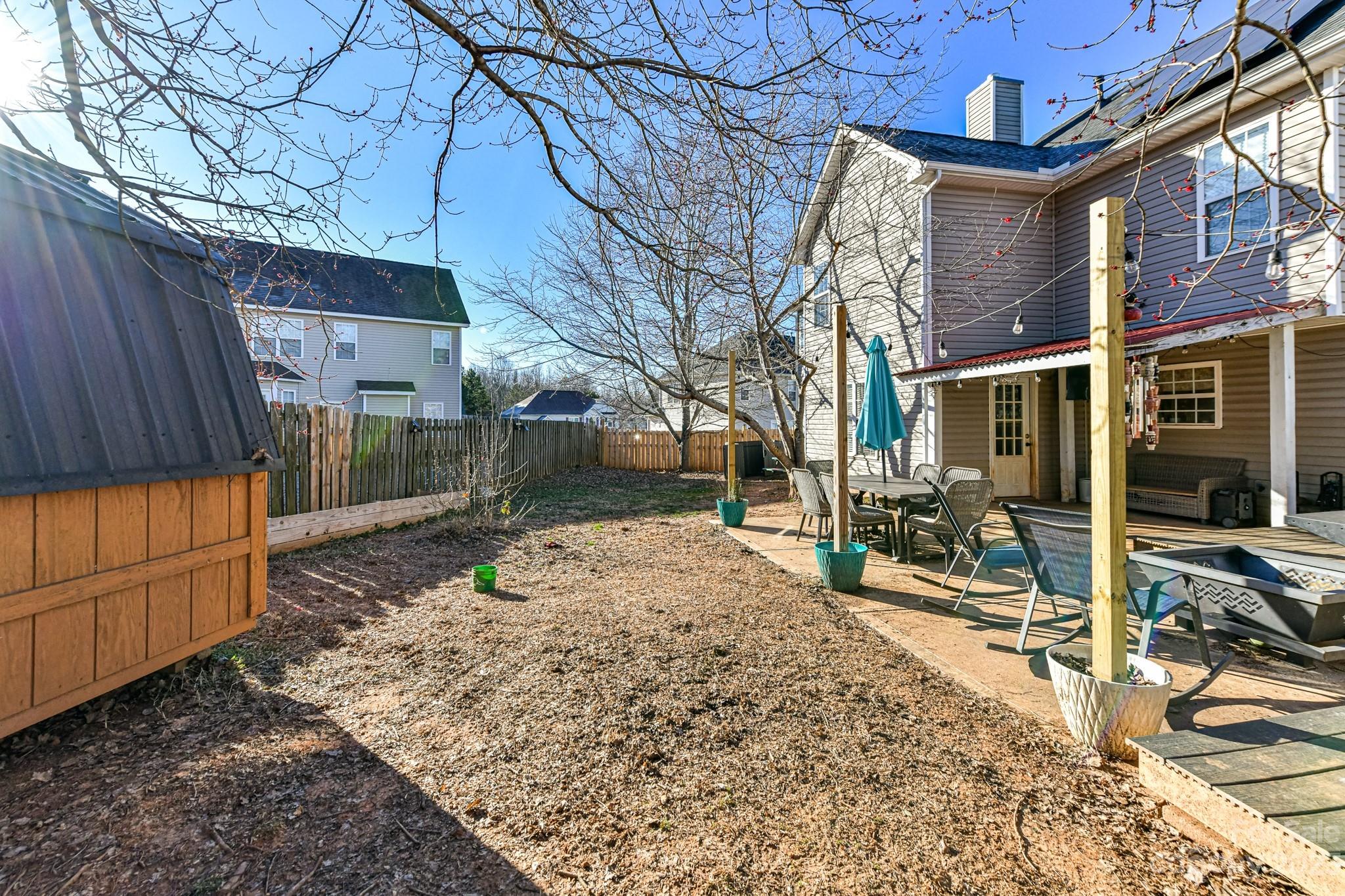 Curtis Pond - Residential