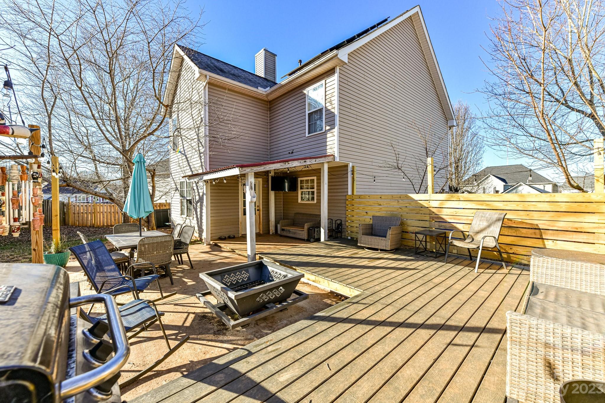 Curtis Pond - Residential