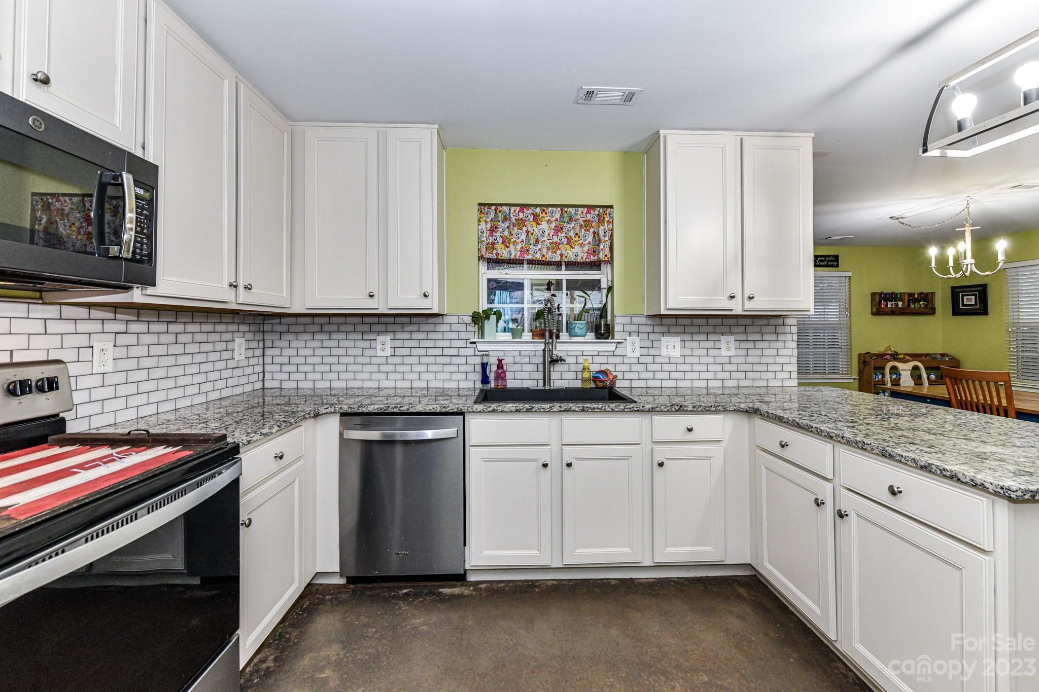 Curtis Pond - Residential