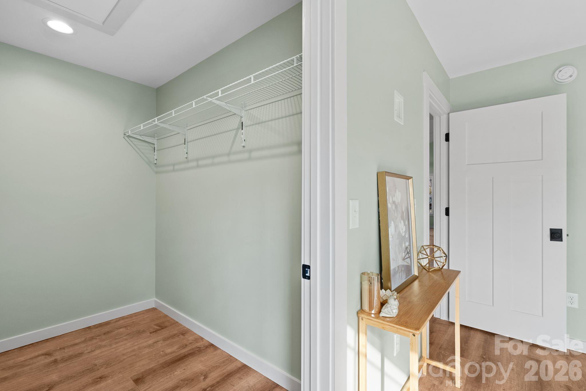 Beth Hanan - Residential