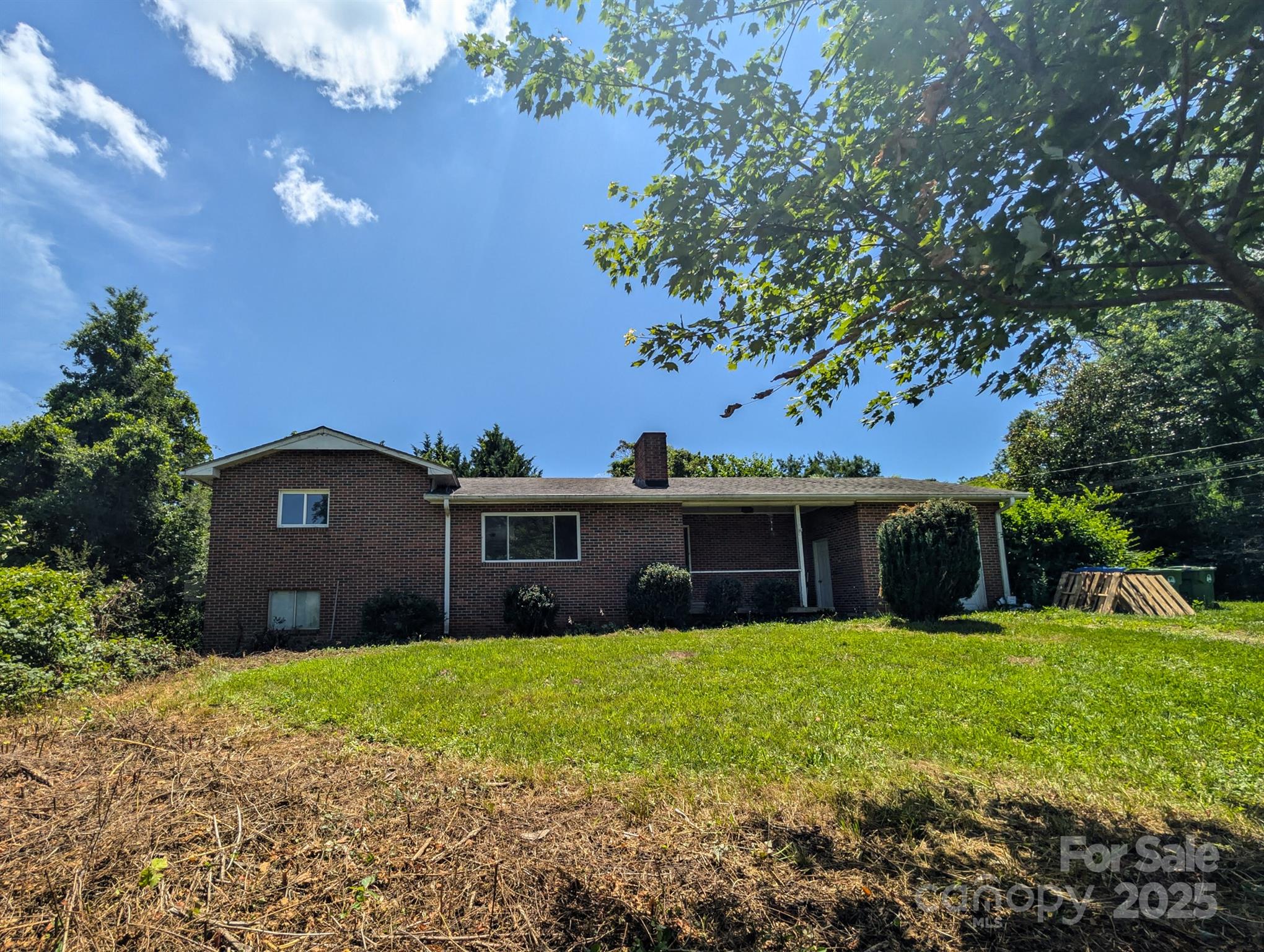 59 Poteat Street