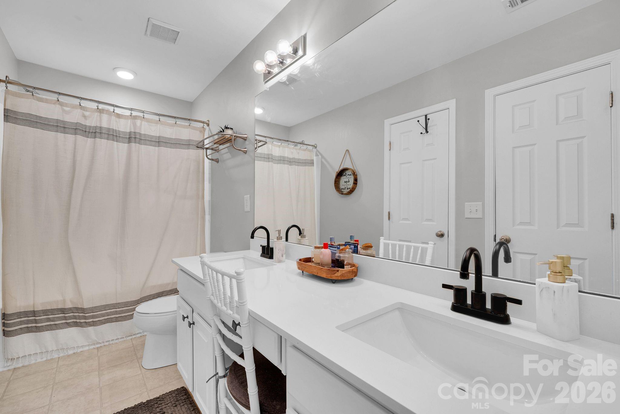 Lexington Commons - Residential