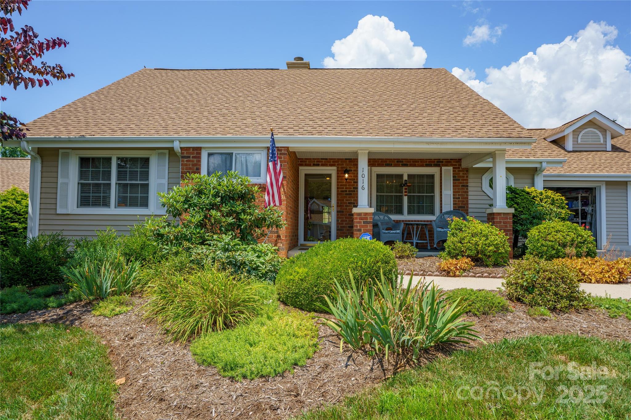 1016 Saddlebrook Drive