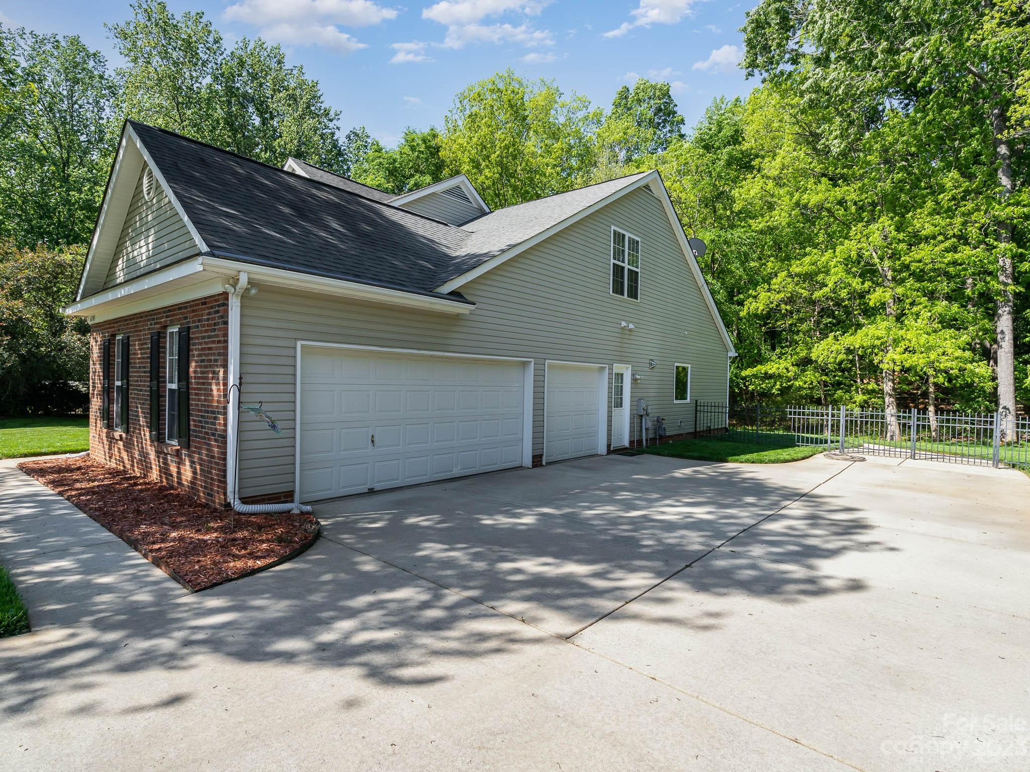 Stonegate - Residential