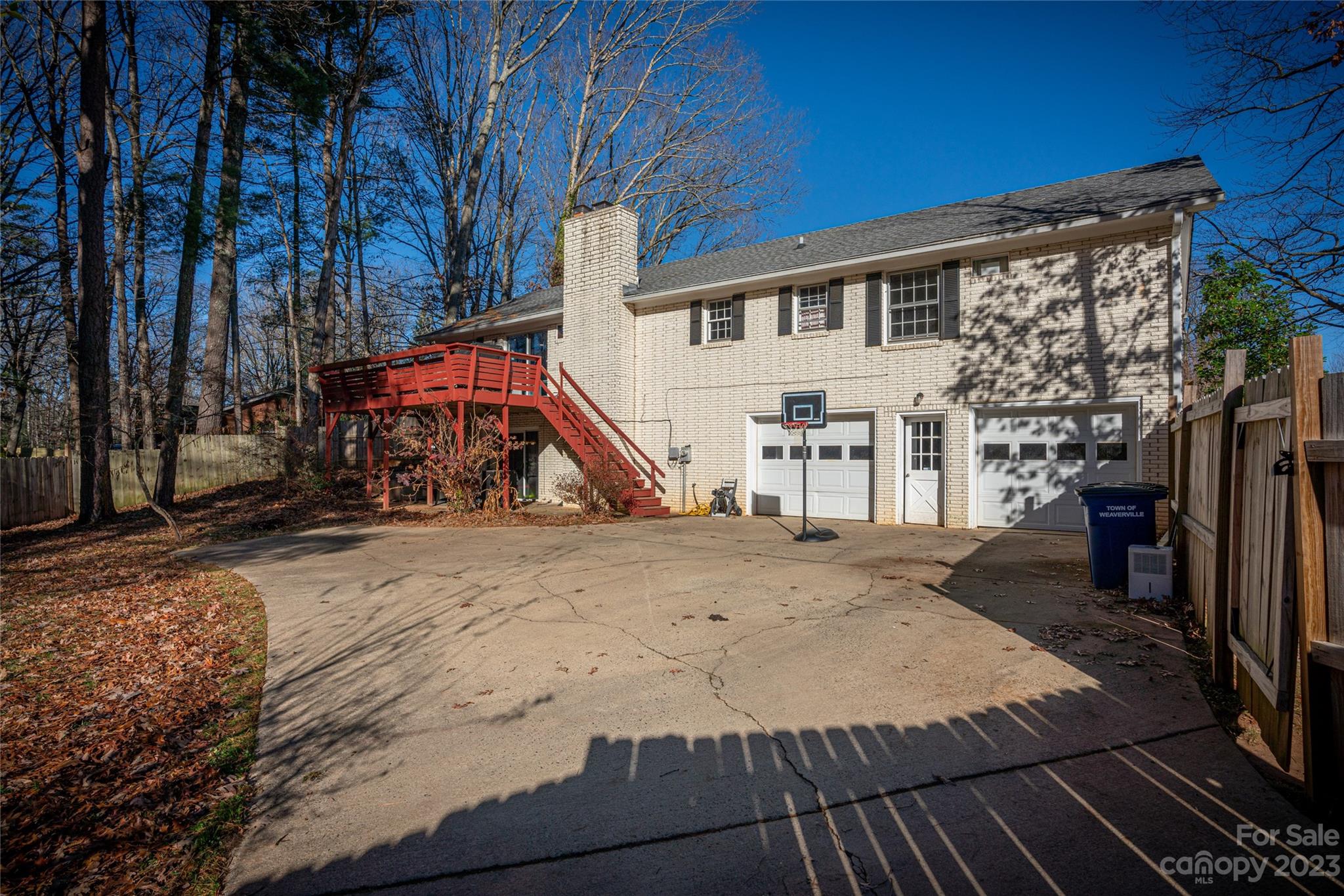 Woodland Hills - Residential