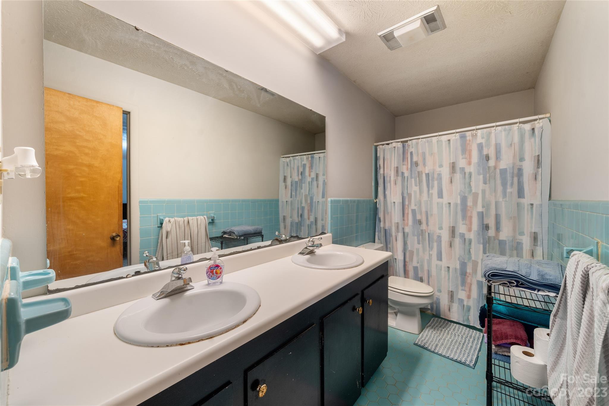 Woodland Hills - Residential