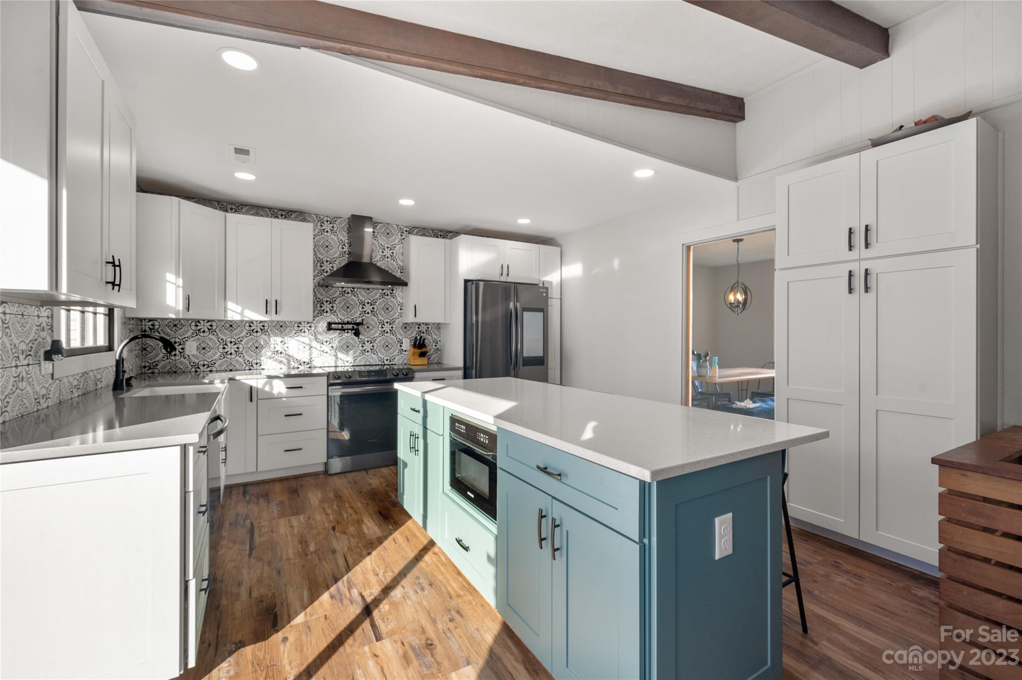 Woodland Hills - Residential