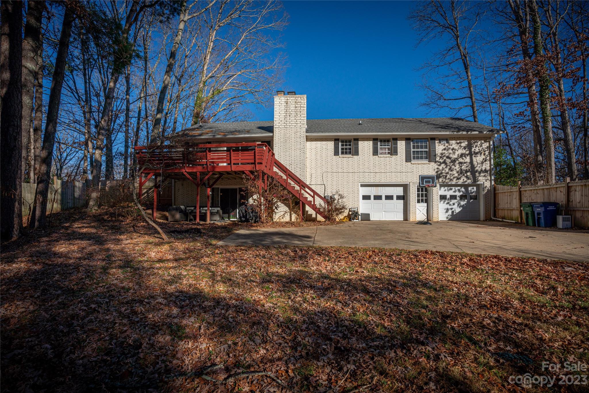 Woodland Hills - Residential