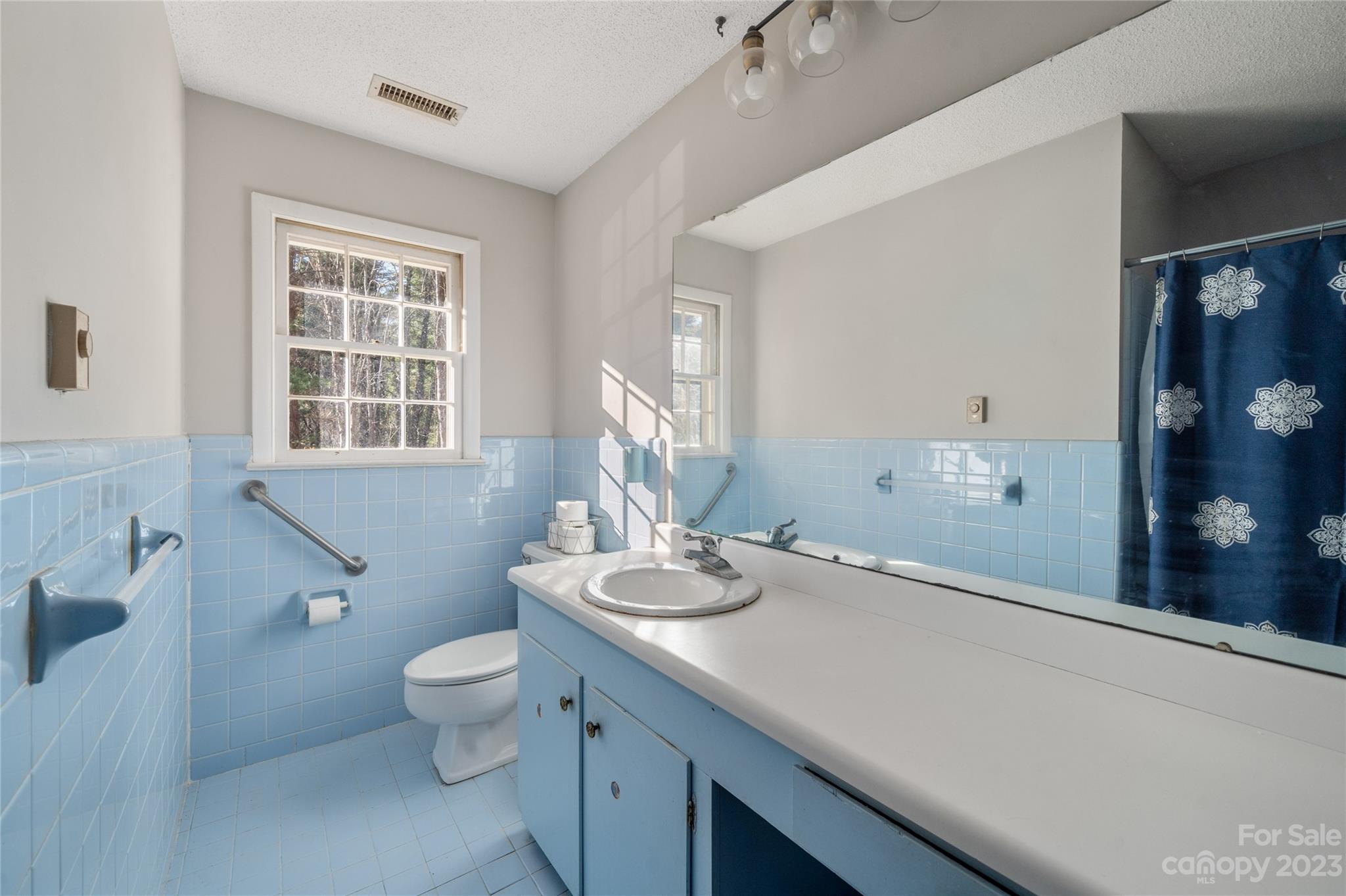 Woodland Hills - Residential