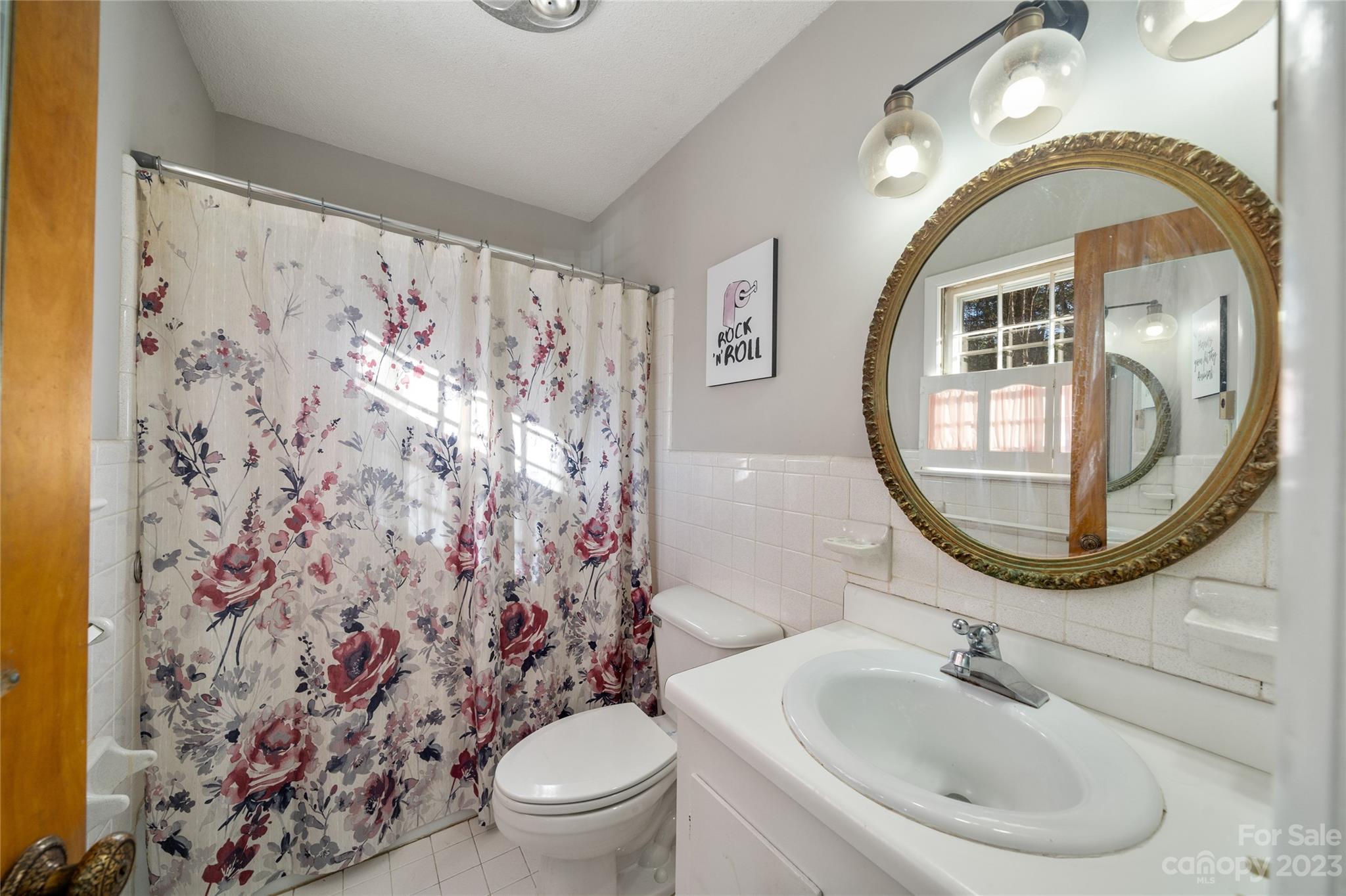 Woodland Hills - Residential