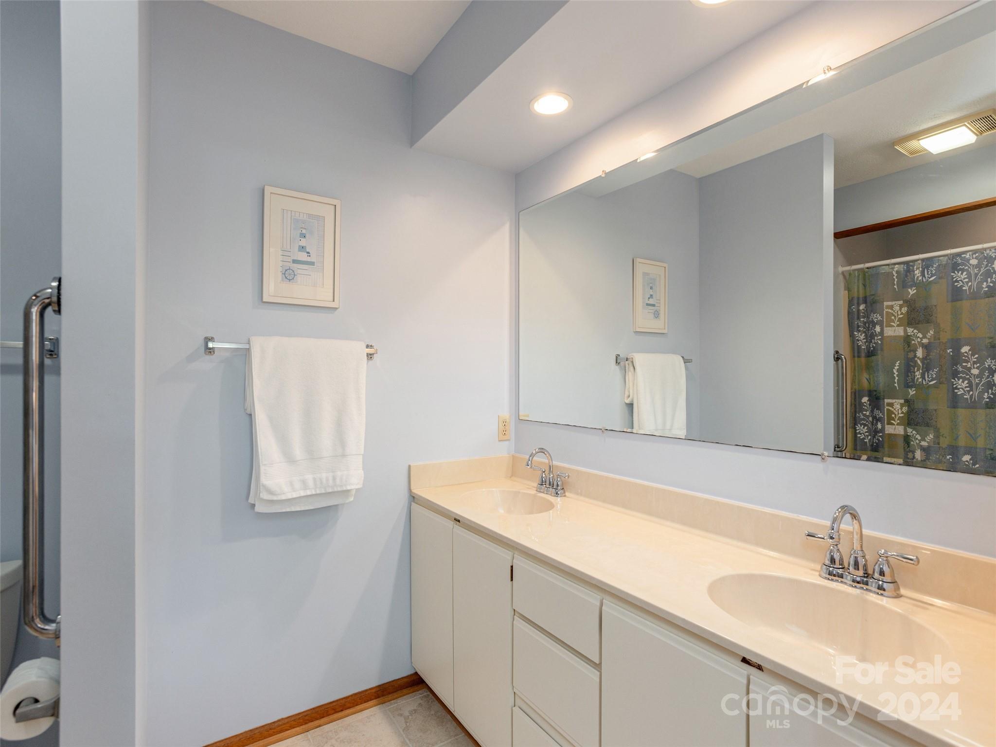Laurel Park Place - Residential