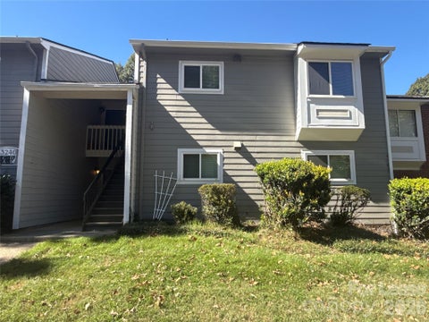 Photo of 3240 Heathstead Place #D, Charlotte, NC 28210 (MLS # 4436624)