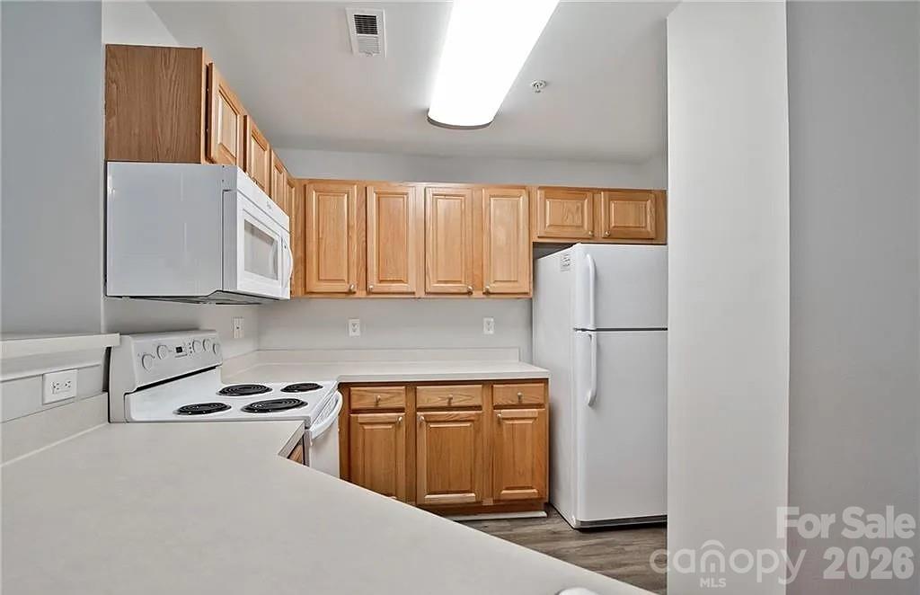 9810 Campus Walk Lane H