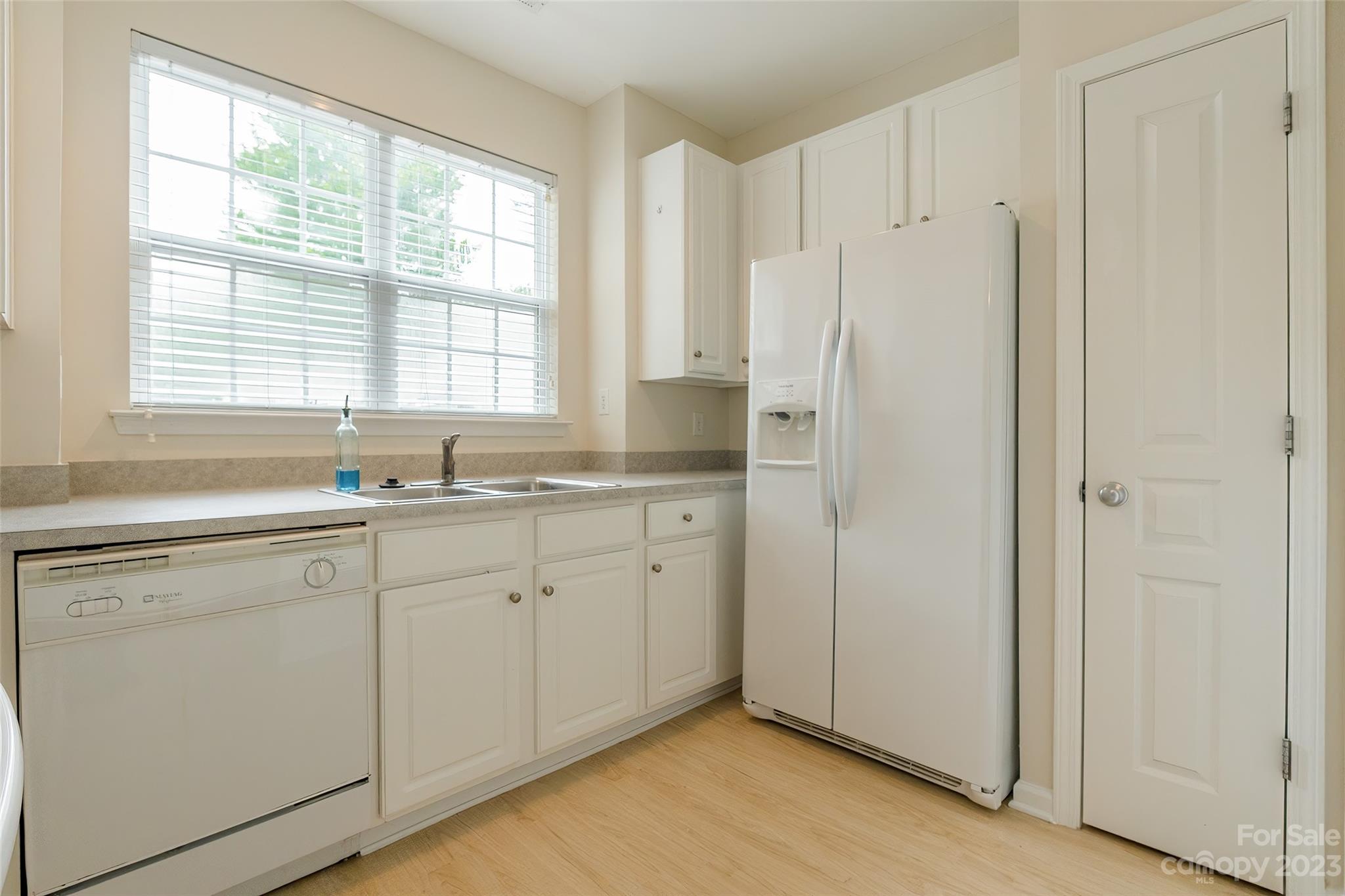 Ridge Pointe - Residential