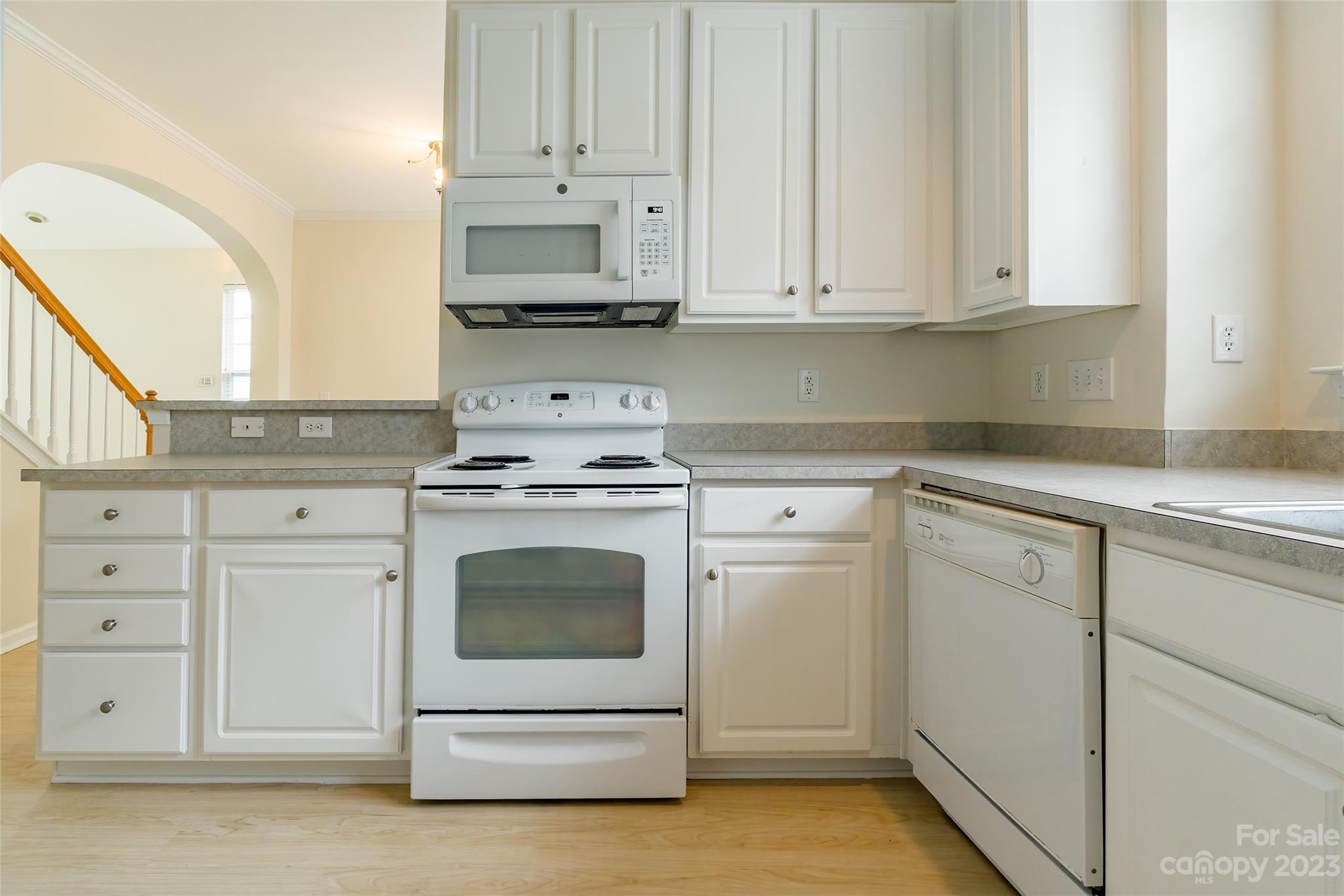 Ridge Pointe - Residential