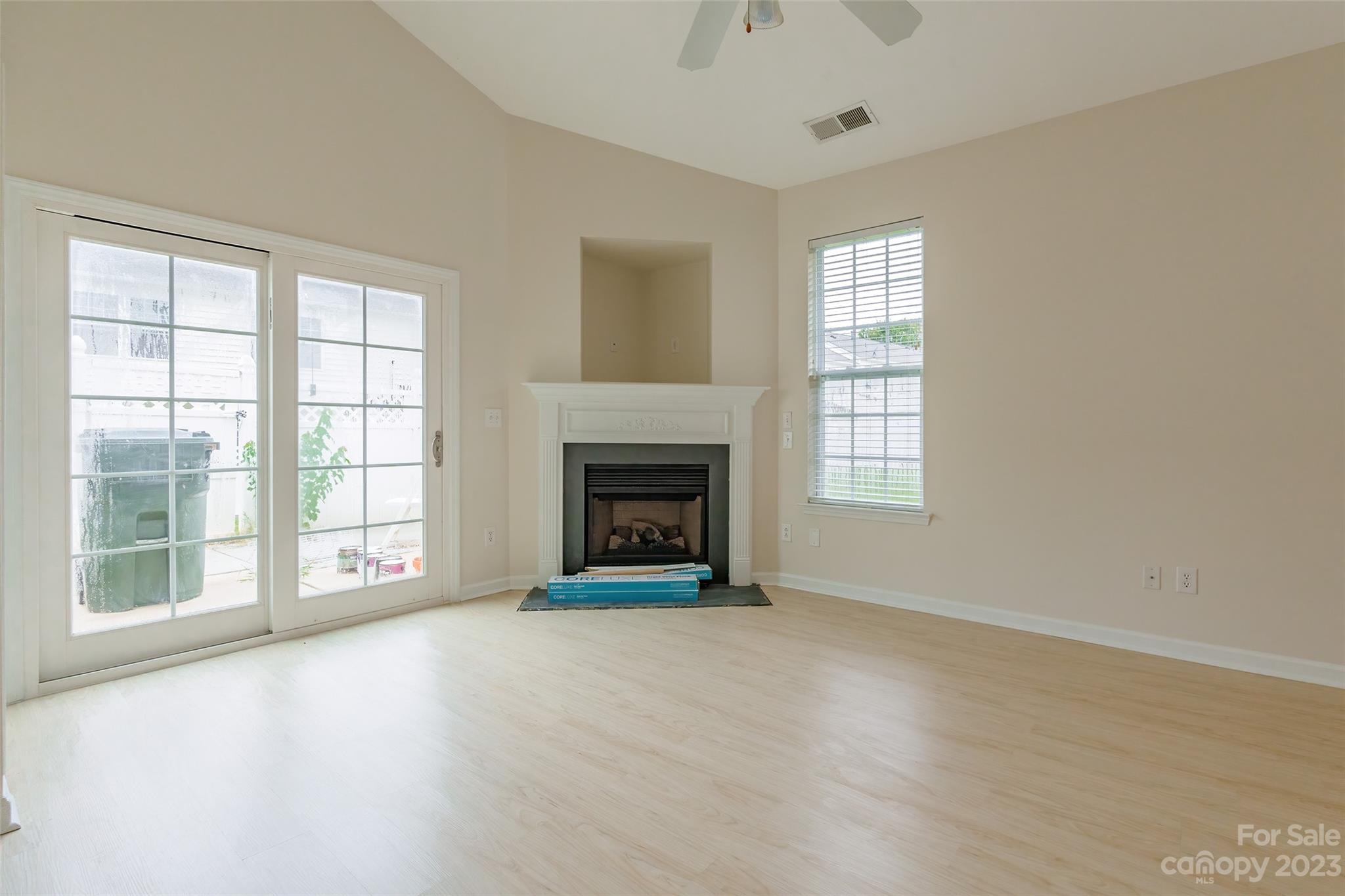 Ridge Pointe - Residential