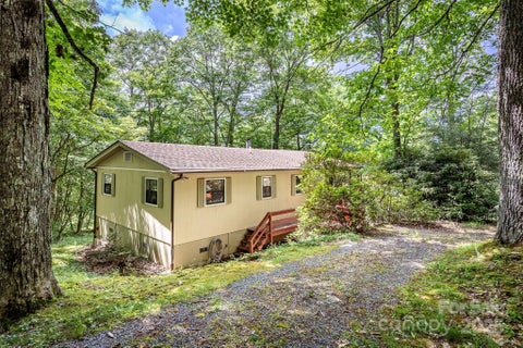 Photo for 821 Old Chestnut Mountain Road