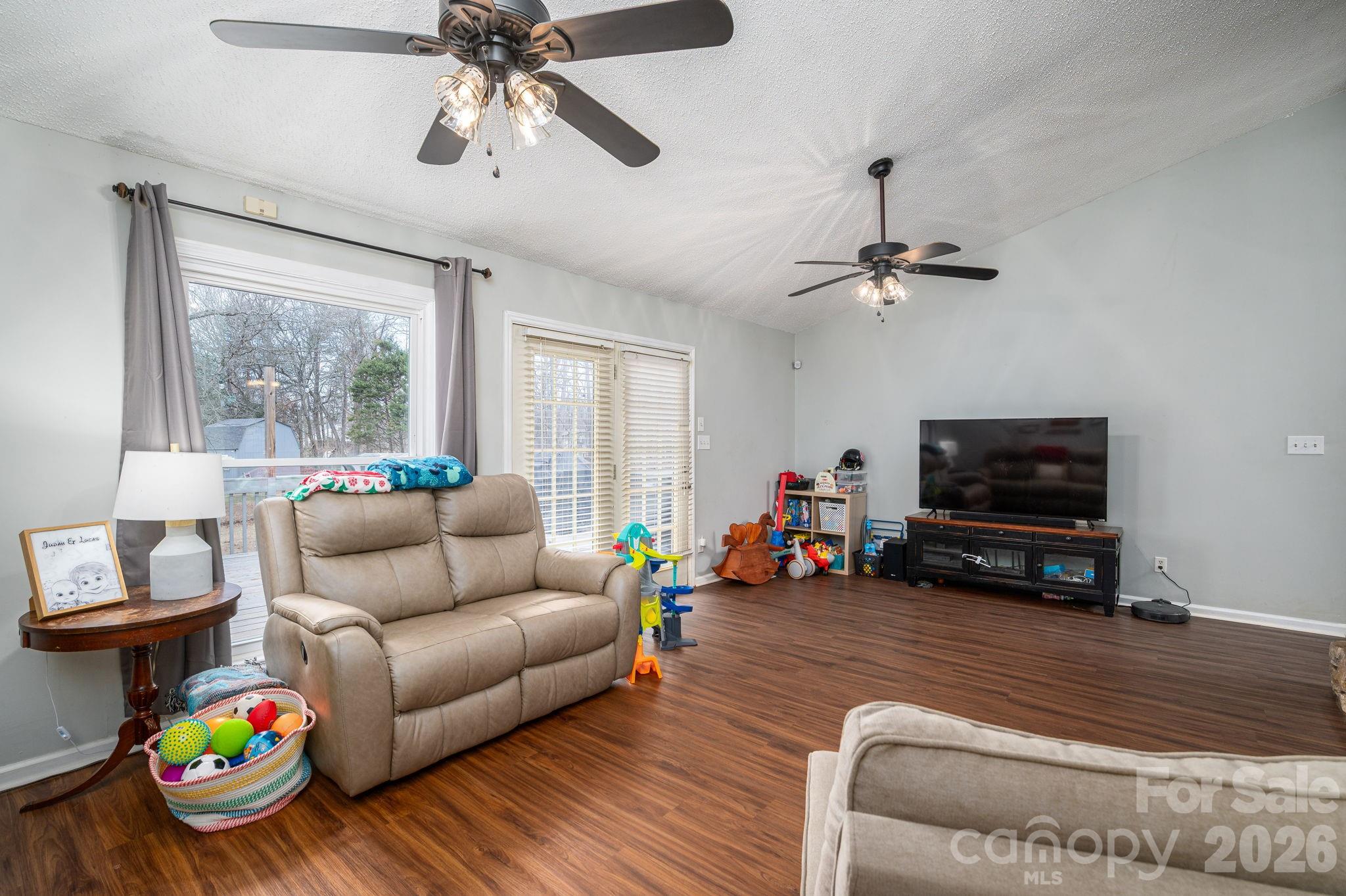 Oakcrest - Residential