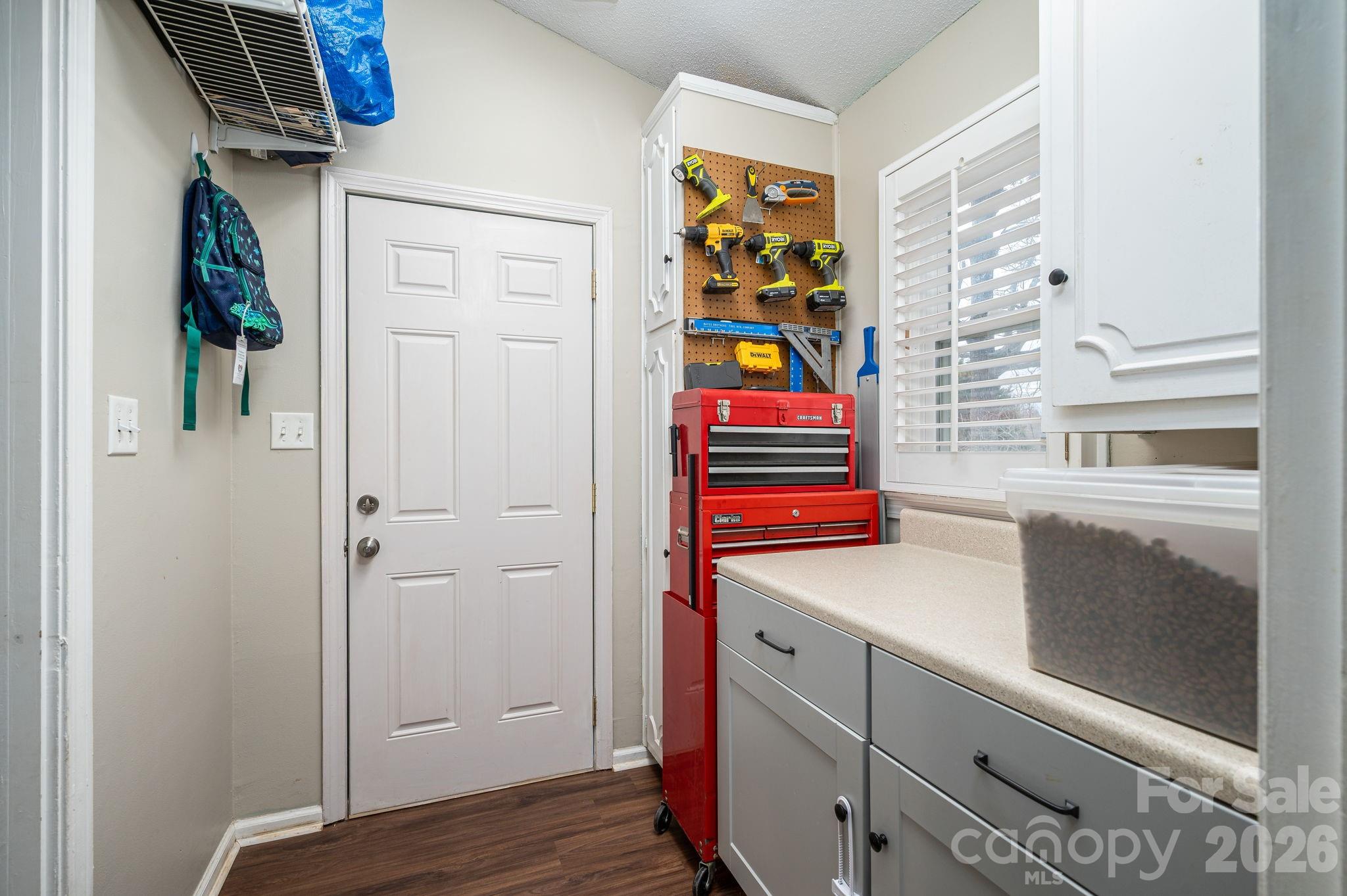 Oakcrest - Residential