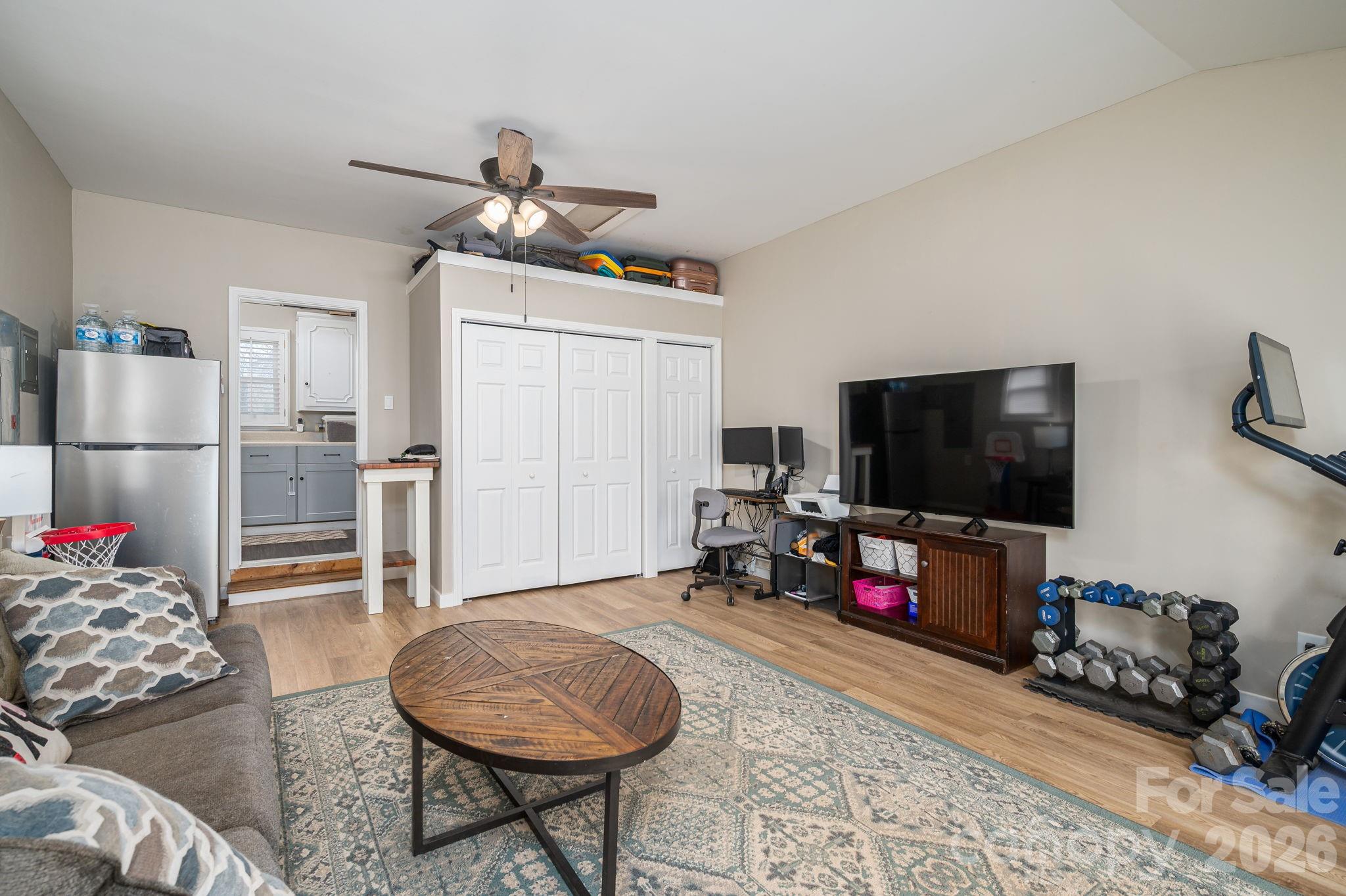 Oakcrest - Residential