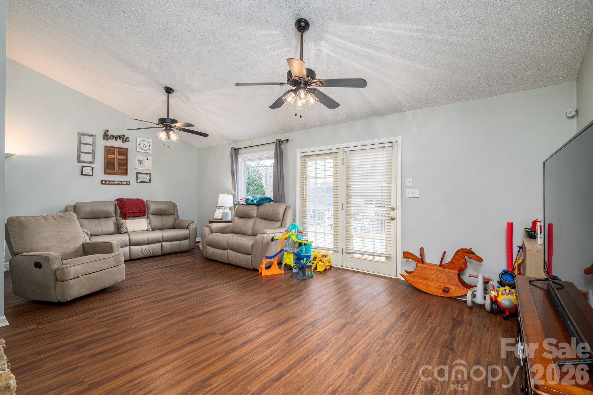 Oakcrest - Residential