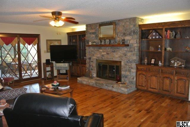 Rock Barn - Residential