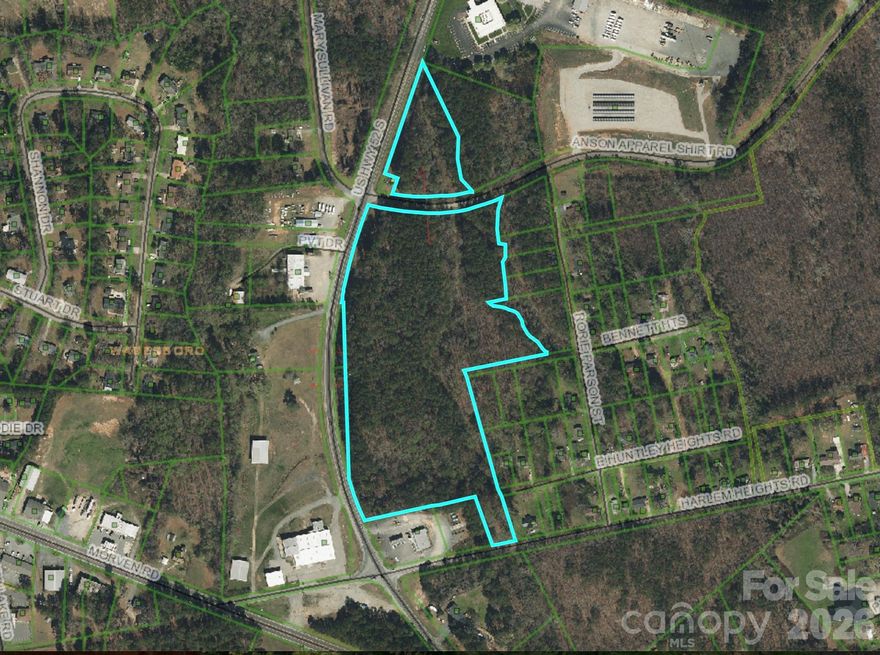 +/- 16 acres just south of Hwy 74 on Hwy 52 S outside of downtown Wadesboro
Split zoning between GB and R-20
Site has frontage on 3 roads; Hwy 52, Anson Apparel Shirt Rd, Harlem Heights Rd.