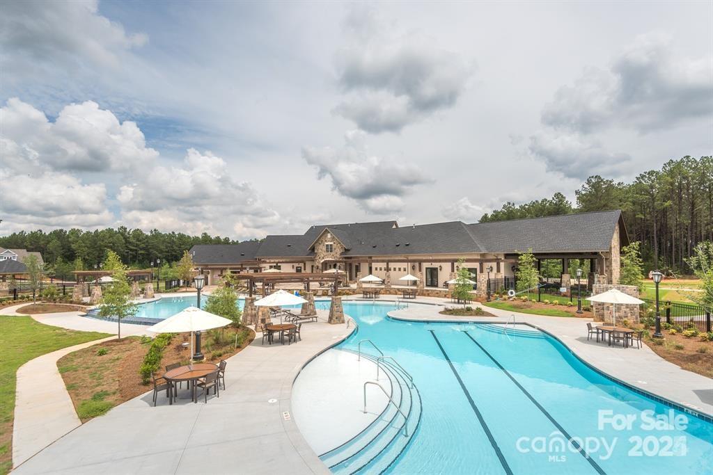 Riverchase Estates - Residential