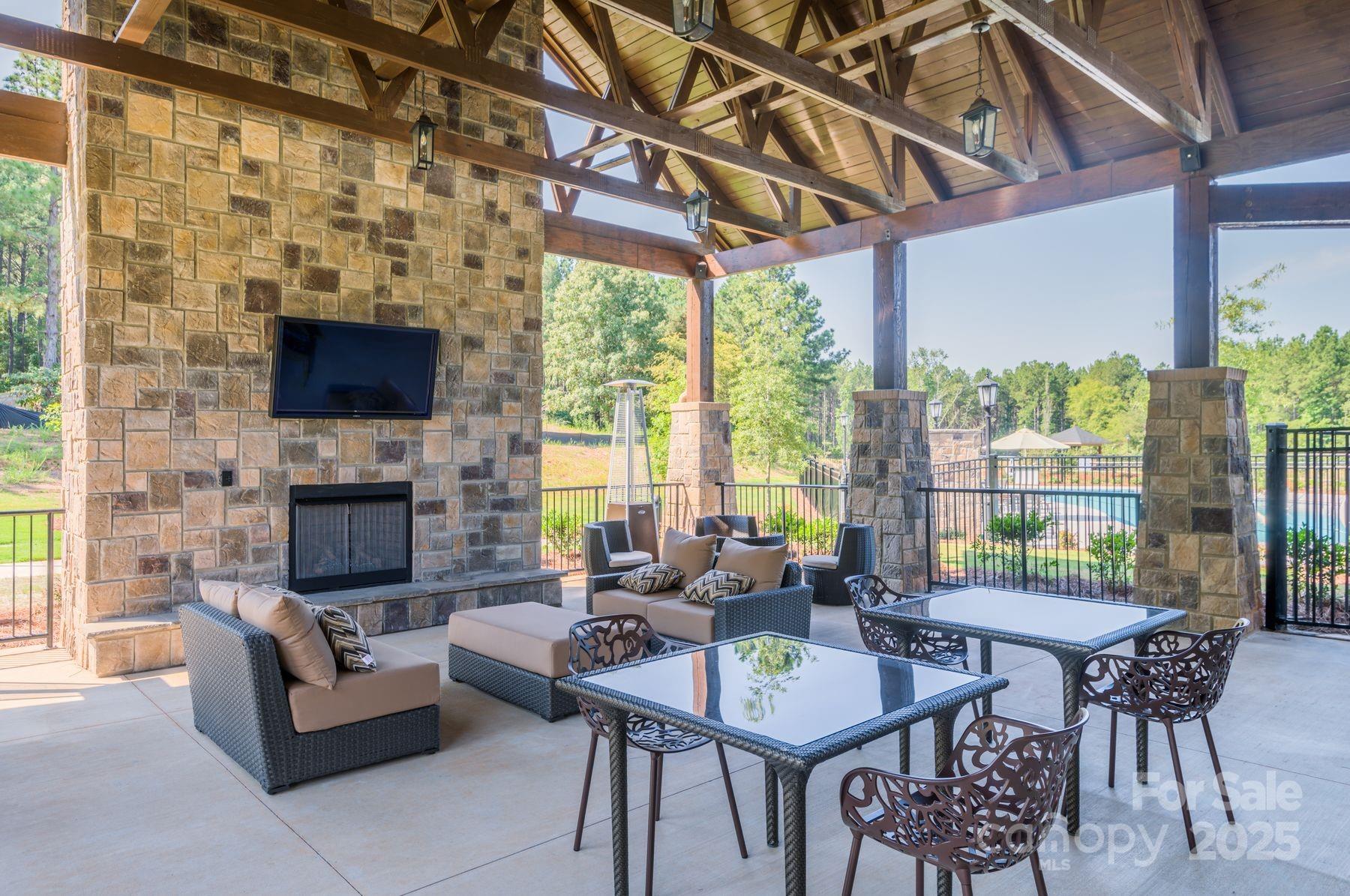 Riverchase Estates - Residential