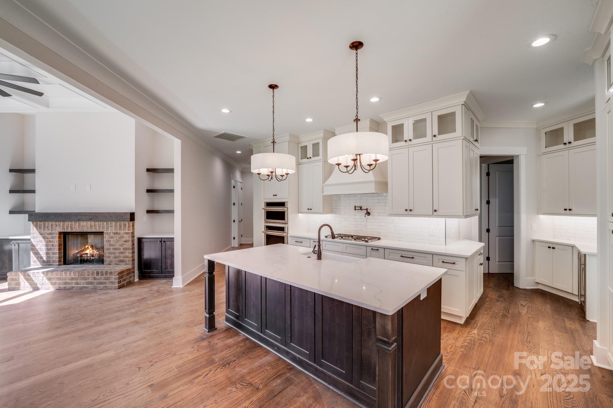 Riverchase Estates - Residential