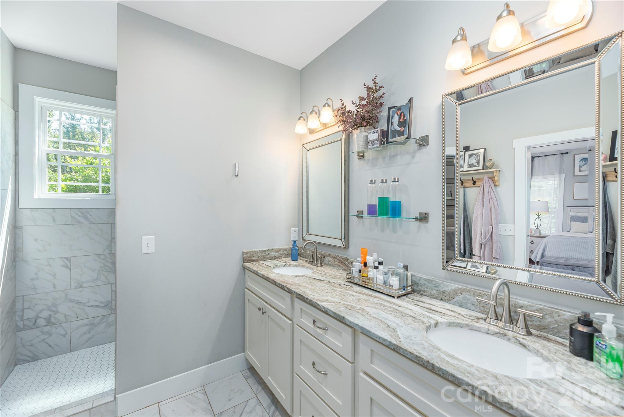 South Creek Cottages - Residential