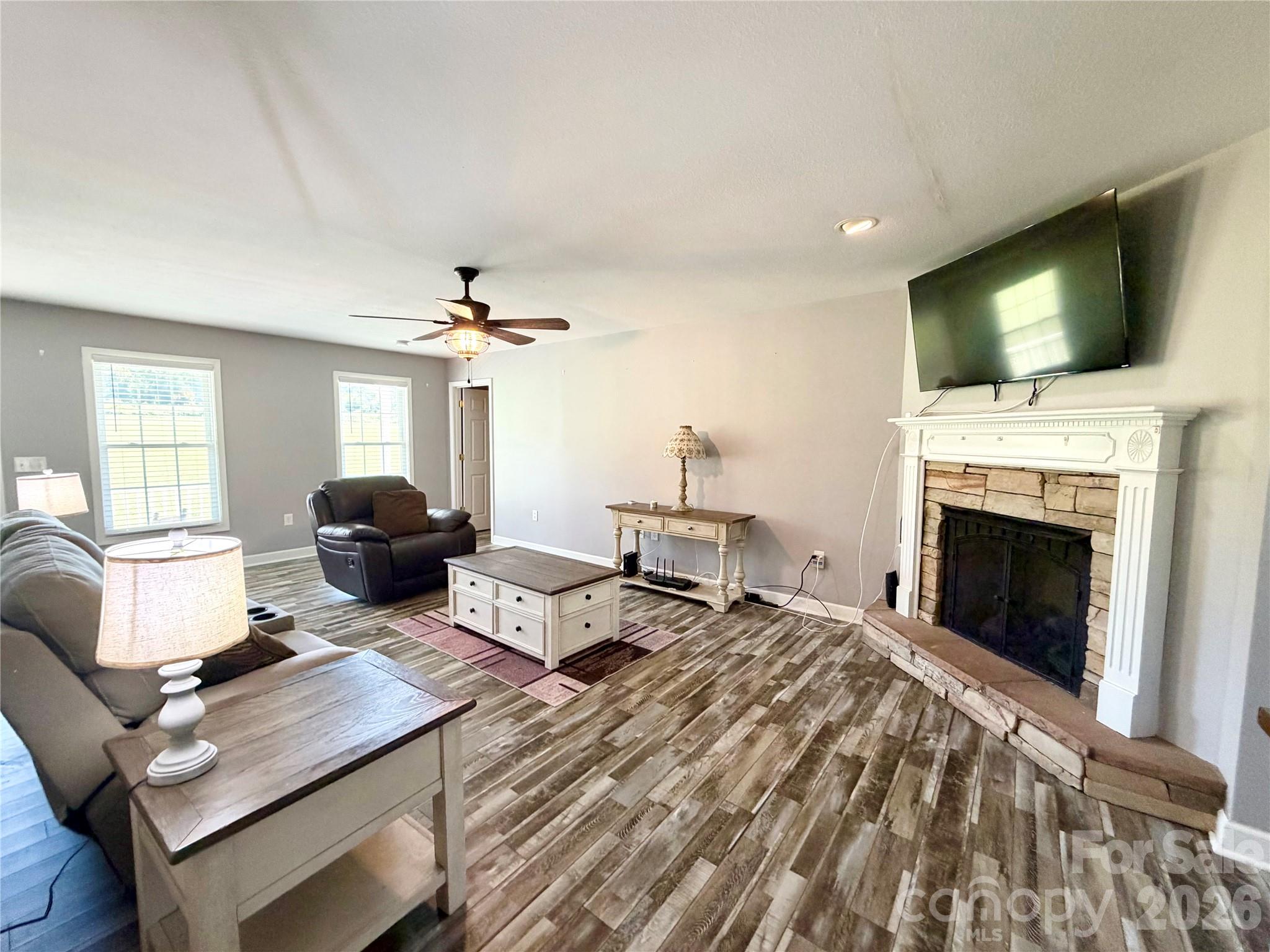 3011 1 Wood Road