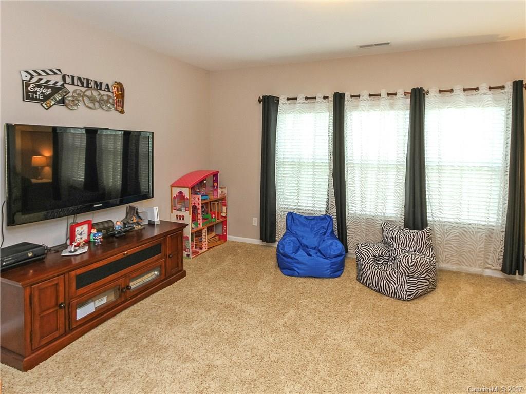 Lake Ridge - Residential