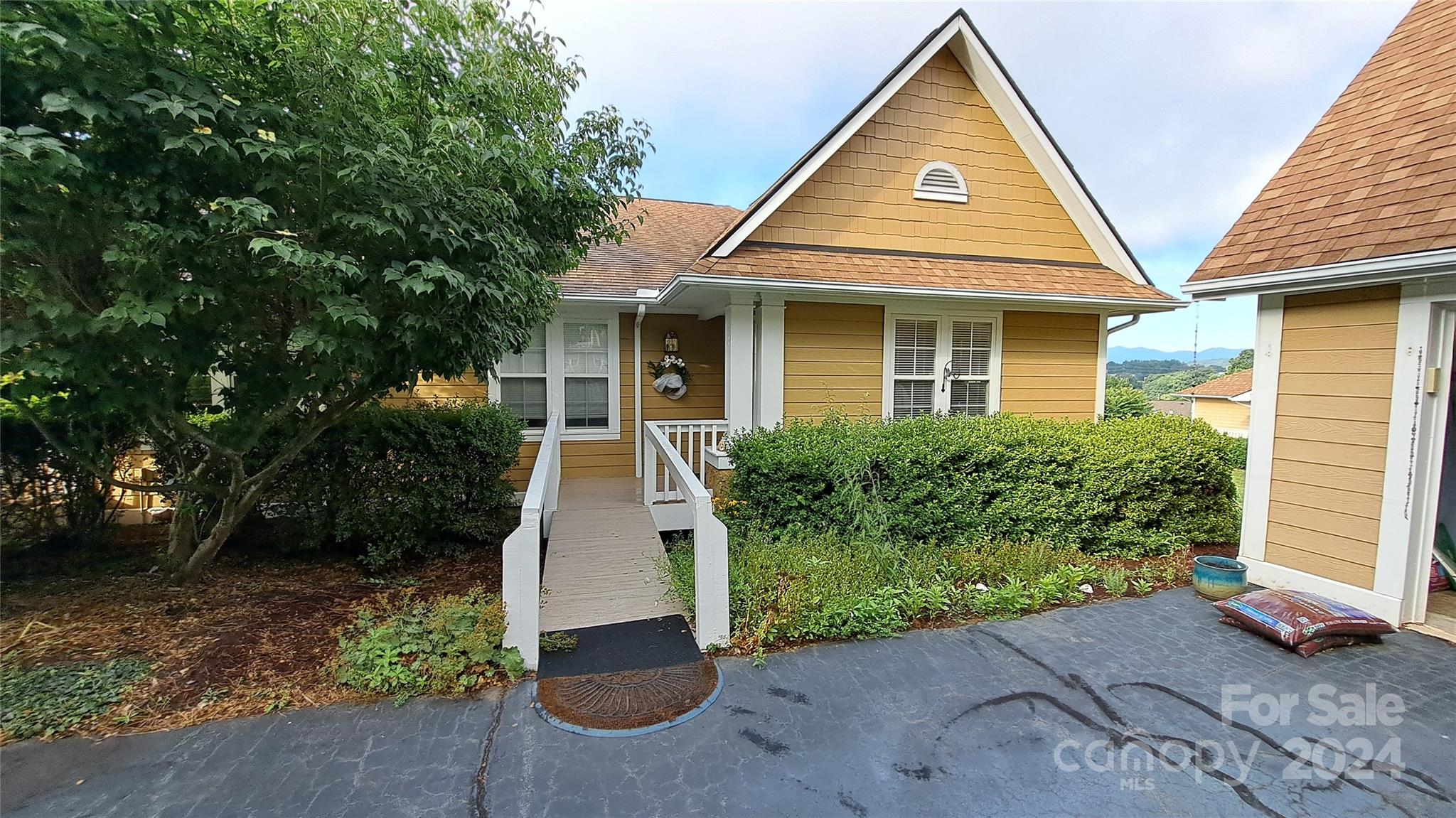 Biltmore Commons - Residential