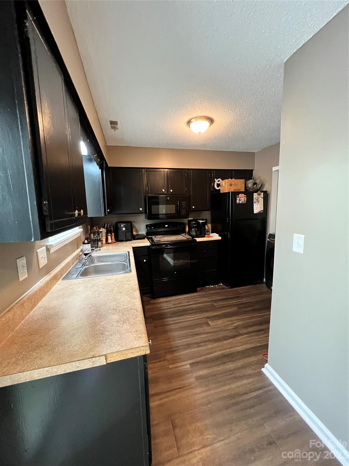 Four Seasons - Residential