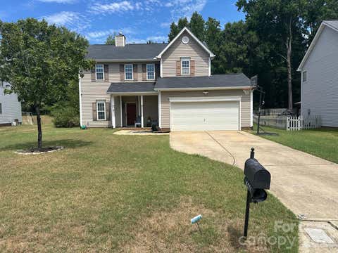 Photo of 9231 Mitchell Glen Drive, Charlotte, NC 28277 (MLS # 4407012)