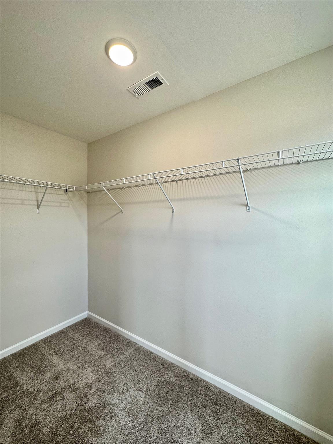 McLean Overlake - Residential Lease