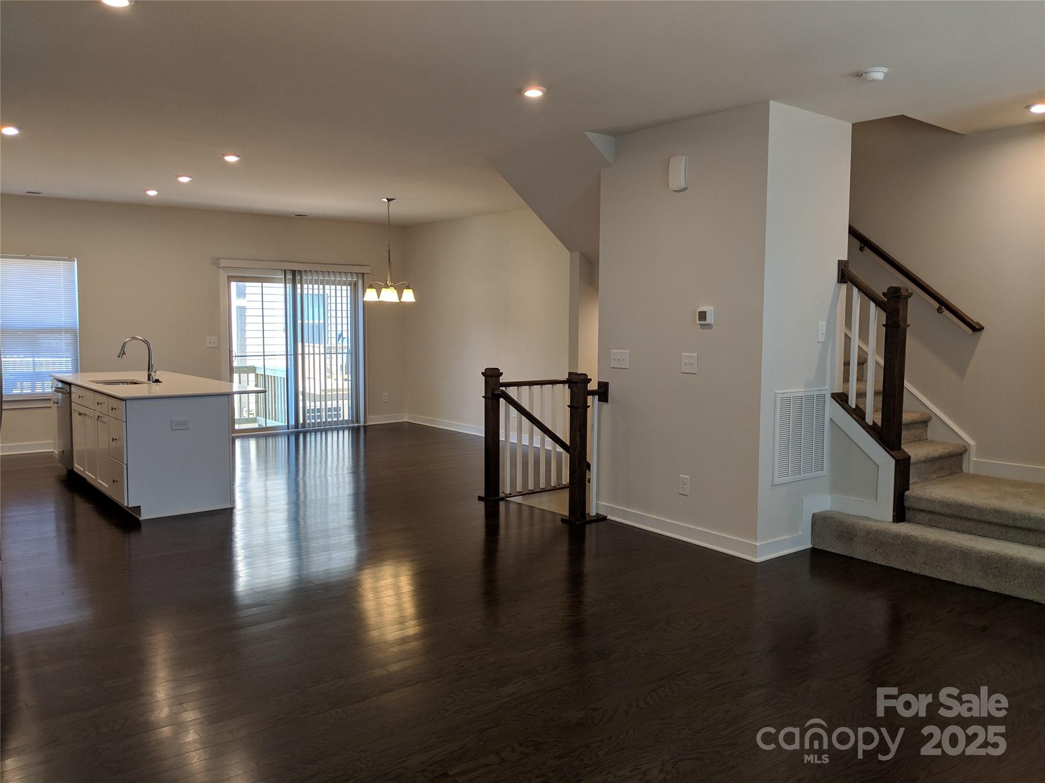 Townes of Oakhurst - Residential