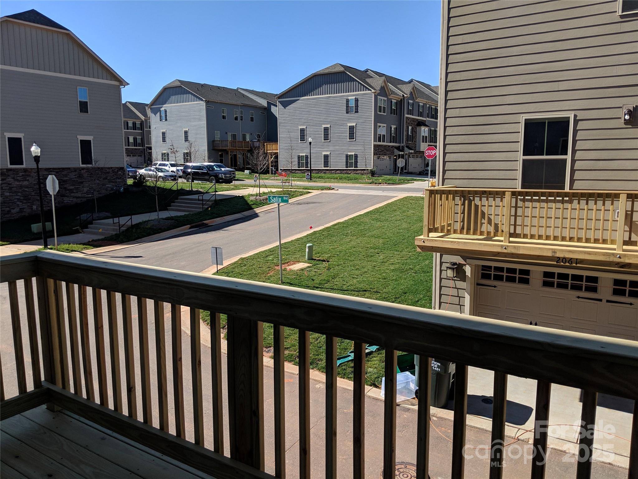 Townes of Oakhurst - Residential