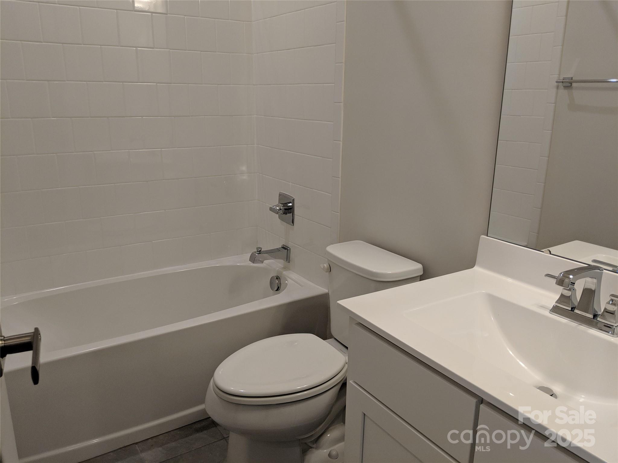 Townes of Oakhurst - Residential