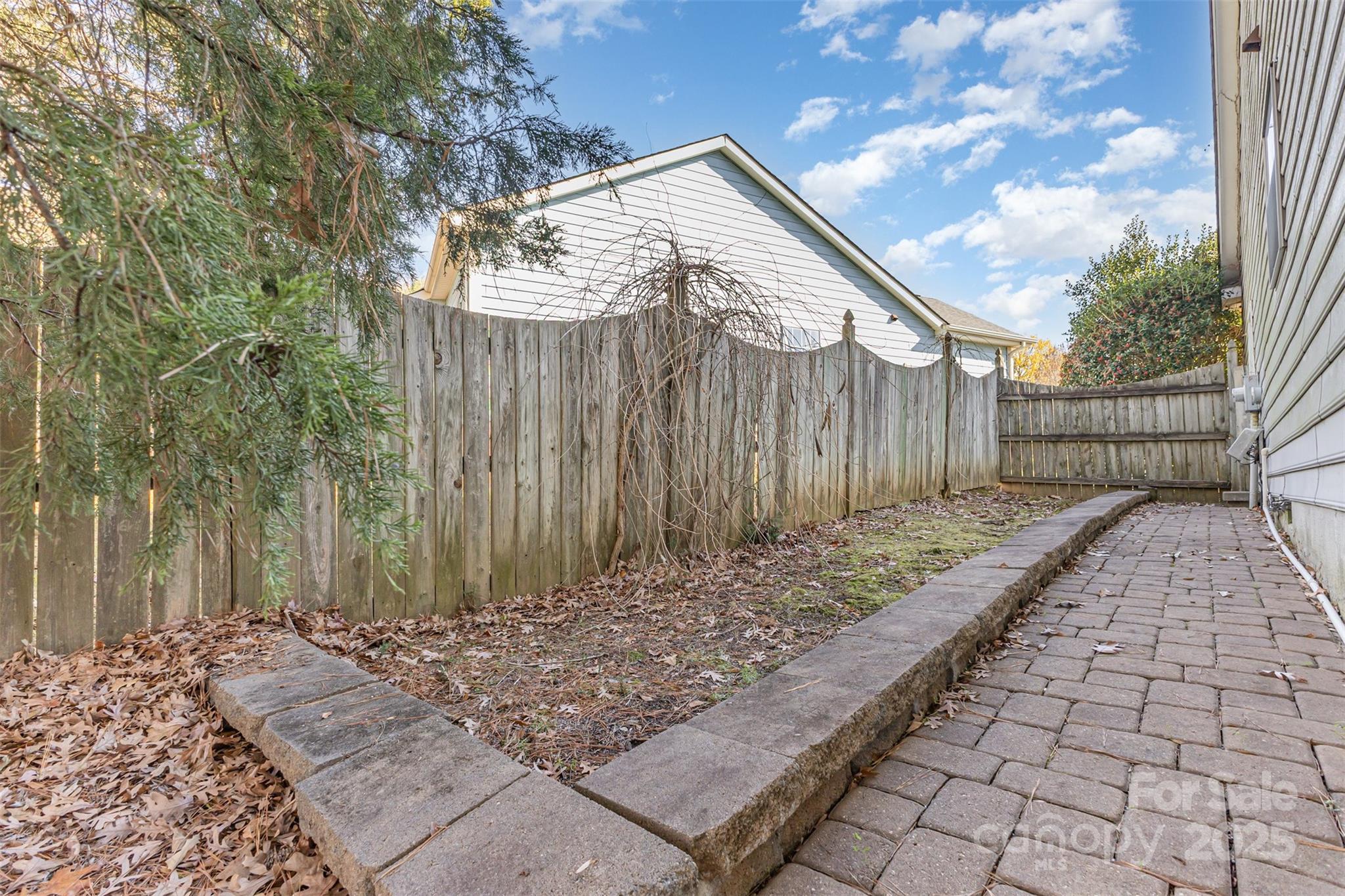 Woodside Village - Residential